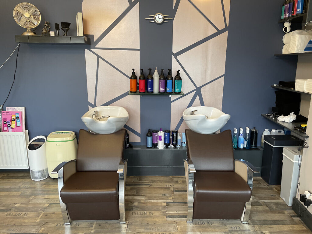 Client chairs in Scott Holliman Hair's salon